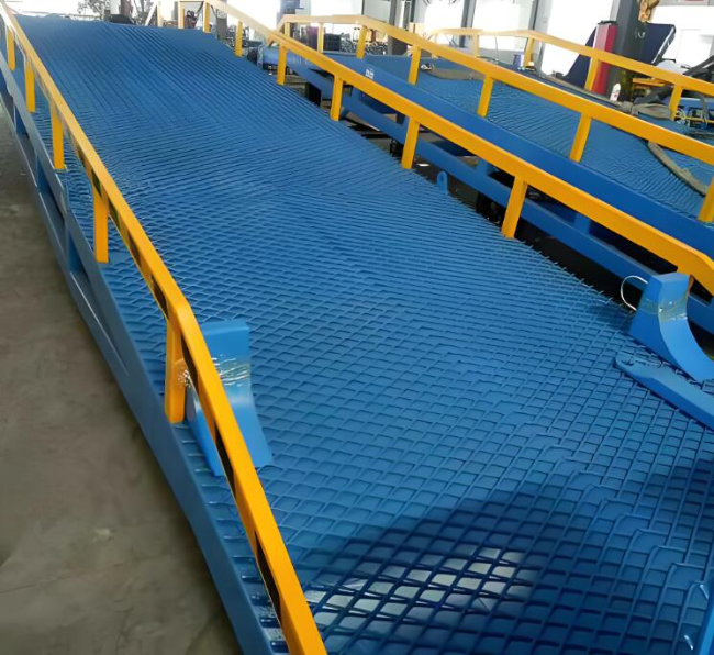 库车移动式液压登车桥